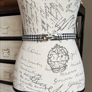 White House Black Market Black and White Gingham Checkered Stretch Belt Sz M